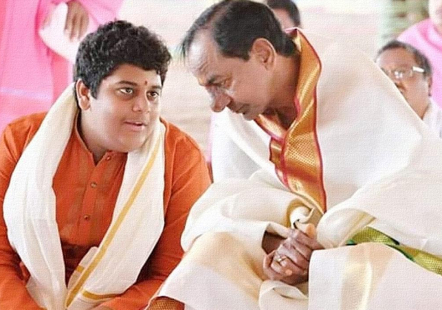 సీఎం కేసీఆర్ మనవడు హిమాన్షు పెద్ద మనస్సు.. కోటి రూపాయలతో