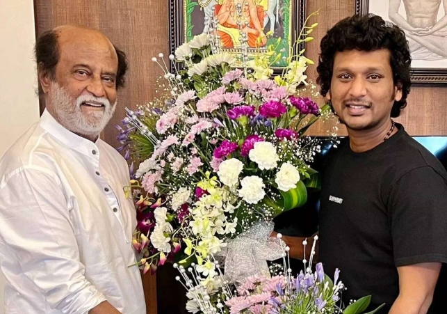 జైలర్ హిట్ అవుతుందని స్వామి చెప్పారు- బద్రీనాథ్‌ లో రజనీకాంత్