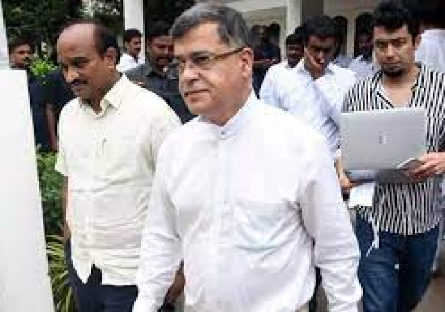 జైలులో చంద్రబాబును కలిసిన సుప్రీం కోర్టు న్యాయవాది సిద్ధార్థ లూథ్రా