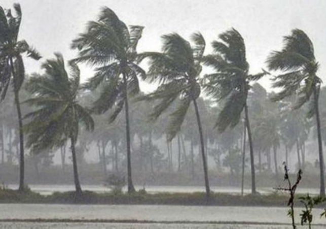 రేపు తెలంగాణలోని జిల్లాల్లో భారీ వర్షాలు