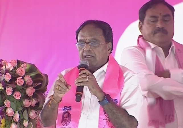 కేసీఆర్‌ సమక్షంలో బీఆర్ఎస్ లో చేరిన పొన్నాల లక్ష్మయ్య