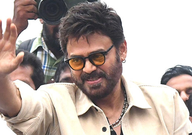 ఆంధ్రప్రదేస్ లో ఎన్నికల ప్రచారం నిర్వహించిన నటుడు వెంకటేశ్‌